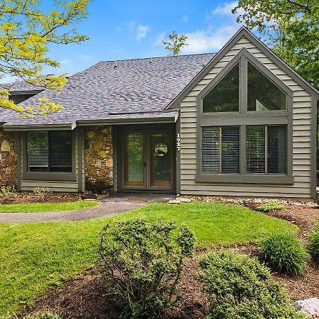 Charming Getaway L Recently Renovated L Hidden Valley L 4Br+3Bath L Hot Tub Somerset Exterior photo